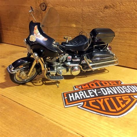 HARLEY DAVIDSON ELECTRA GLIDE 1976 FRANKLIN MINT