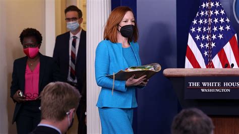 Jen Psaki Won T Leave Biden Press Secretary Post After A Year