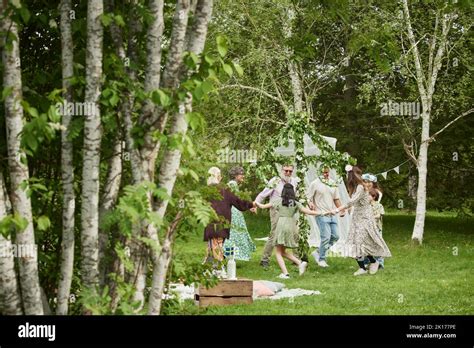 People Dancing Around Maypole Stock Photo Alamy
