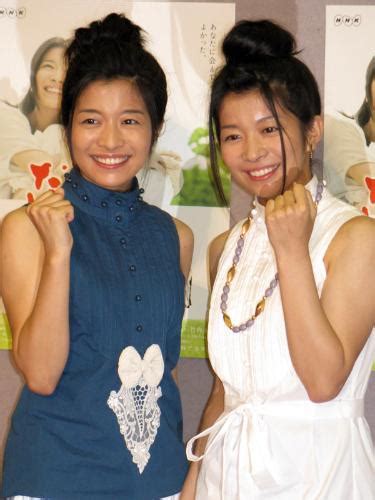 Nhk朝ドラ「だんだん」の試写会に出席した三倉茉奈（左）と佳奈 ― スポニチ Sponichi Annex 芸能