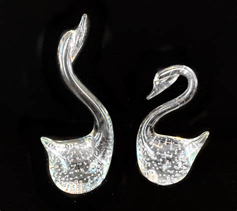 Two Blown Glass Swans Controlled Bubbles Sculptures Etsy