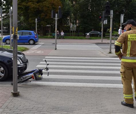 Wypadek na drodze krajowej nr 22 w Malborku Rowerzystka potrącona