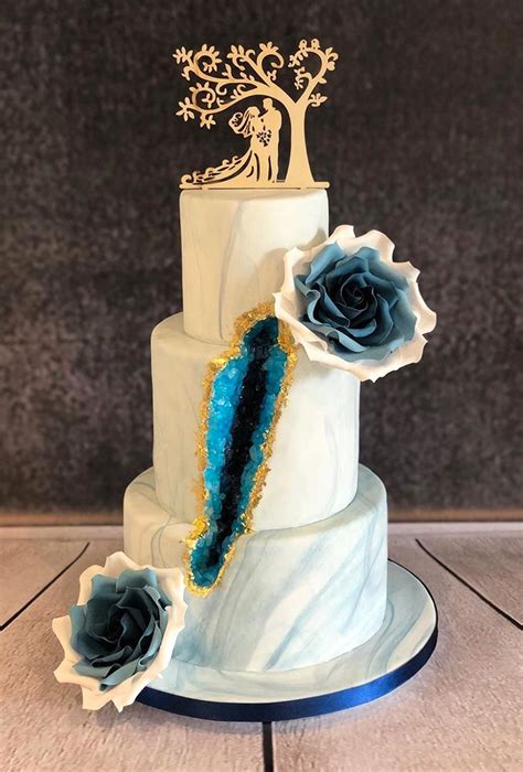 Be In Trend Geode Wedding Cakes For Stylish Event Page 3 Of 7