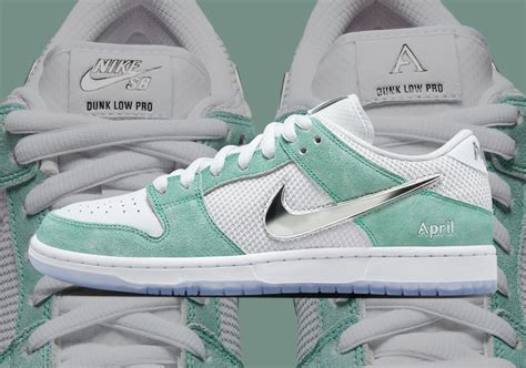 April Skateboards Nike SB Dunk Low 40 OFF