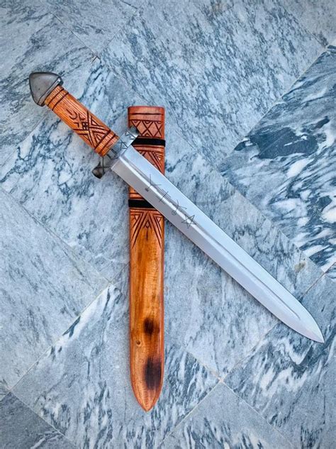 Hand Forged Custom Viking Sword Medieval Viking Sword Replica Viking T Cosplay Sword