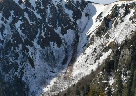 Vosges Risque de coulées de neige sur le sommet des crêtes