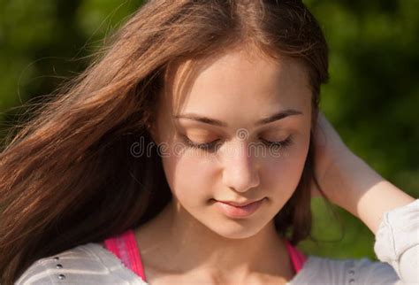 Brunette Beauty Outdoors Stock Image Image Of Sunshine