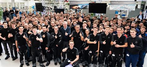 Daimler Truck Braucht Nachwuchs Bewerbungen F R Ausbildung Oder Dualen