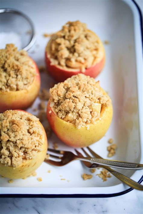 Apple Crumble Im Apfel Rezept Zucker Zimt Und Liebe