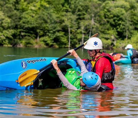 Introduction to Whitewater Kayaking | Nantahala Outdoor Center