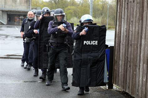 Interpellation Ballan Mir En Immersion Avec Les Policiers De La