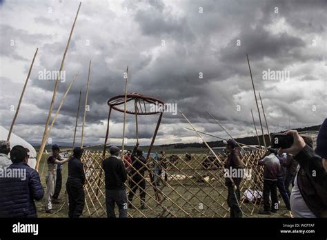 buildin mongolian ger Stock Photo - Alamy