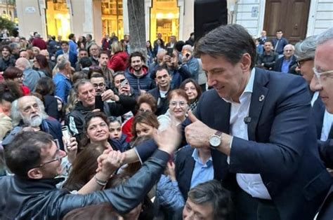 Conte aggredito da un No Vax solidarietà da Meloni Salvini e Schlein