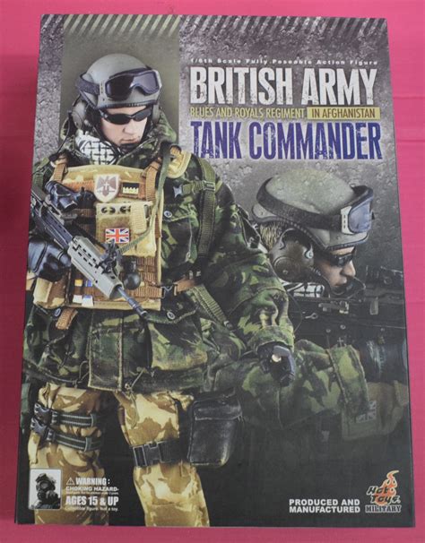 1 6 Scale Hot Toys Modern British Army Tank Commander Blues And Royals