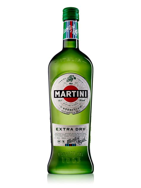 BOTTLE-MARTINI-Extra_Dry_Bottle_W3_MARTINI | Rob Lawson