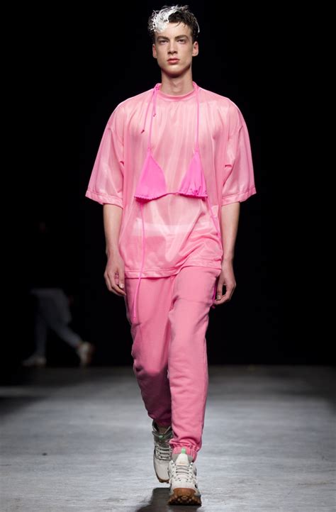 6 Bizarre Trends From Mens Fashion Week In London The Fader