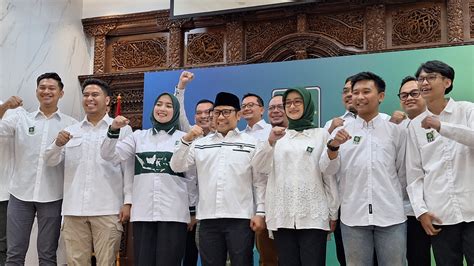 Cak Imin Tunjuk Ais Shafiyah Asfar Jadi Ketua Harian PKB Didamping