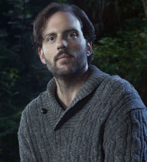 Interview With Grimms Silas Weir Mitchell Werewolves