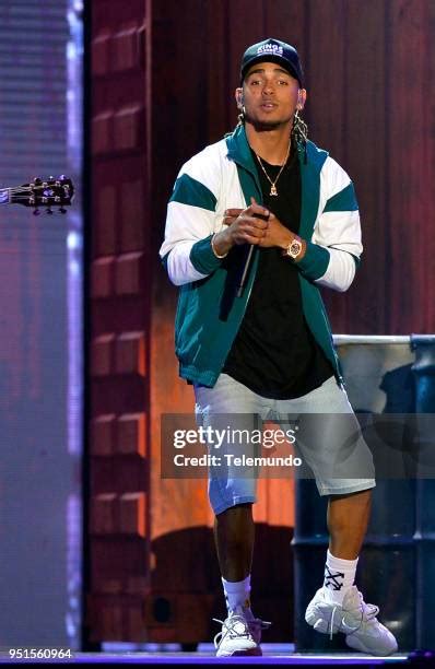 Ozuna Singer Photos And Premium High Res Pictures Getty Images