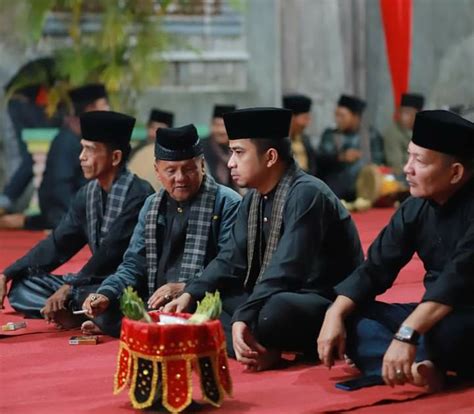 Wawako Resmi Buka Prosesi Mengulifah Guru Silek