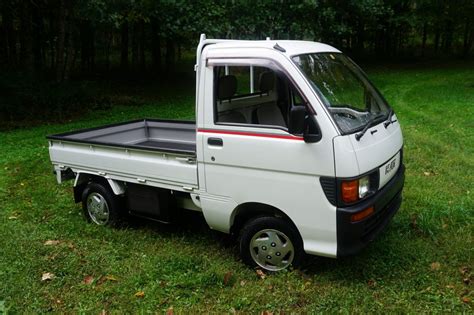 No Reserve: 1995 Daihatsu Hijet 5-Speed 4x4 for sale on BaT Auctions ...