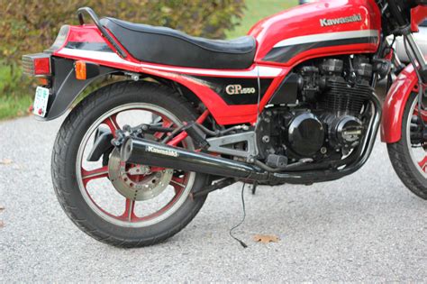 1983 Kawasaki GPZ550 Moto ZombDrive