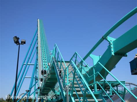 Leviathan At Canada S Wonderland Theme Park Archive