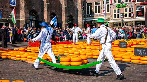 Holland S Gouda Cheese Market Will Take You Back To The 14th Century