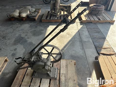 Challenge Antique Pump Jack Bigiron Auctions