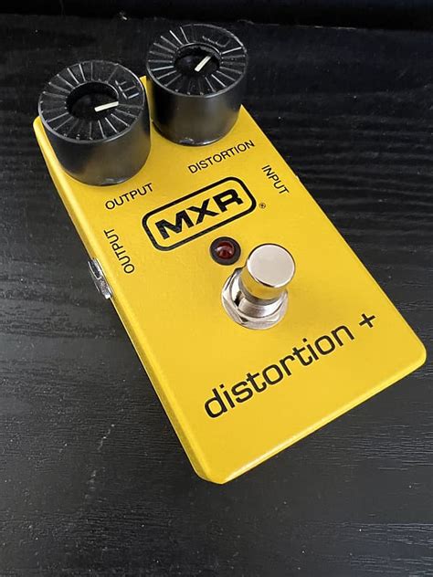 Mxr M104 Distortion 1995 Present Yellow Reverb