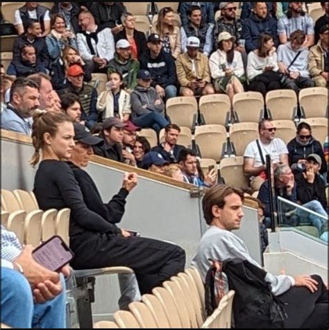 Anna Kalinskaya In Tribuna A Vedere Sinner Al Roland Garros Dago