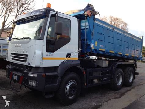 Camion Iveco Ribaltabile Trilaterale Trakker AD 380 T 44 Gasolio Euro 3