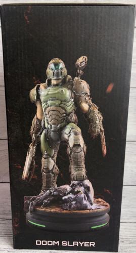 Modern Icons Doom Eternal Doom Slayer Statue Think Geek Exclusive Brand