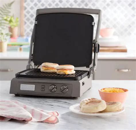 Cuisinart GR 150 Reversible Grill Pan And Griddle Allows Up To Six