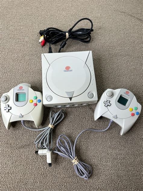 Sega Dreamcast Console Hkt Cables And Controllers Tested Working