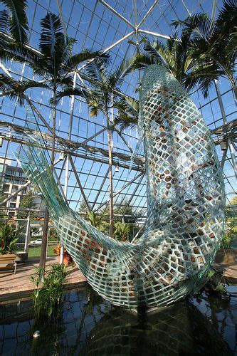 Frank Gehrys Standing Glass Fish At The Minneapolis Sculpture Garden