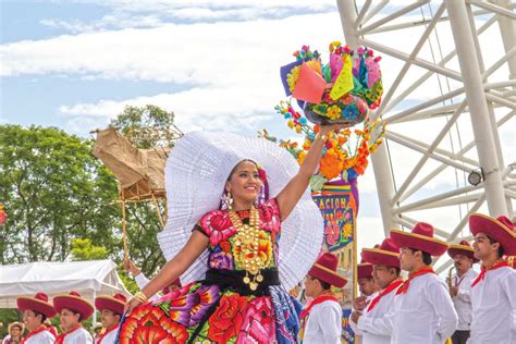 Guelaguetza Una Fiesta Que Celebra La Vida Mexicanísimo