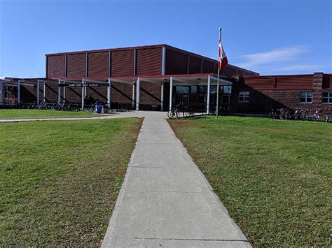 Historic Sites of Manitoba: Grant Park High School (450 Nathaniel ...