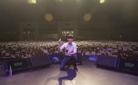 Kim Soo Hyun Sukses Gelar Fan Meeting Di Thailand Wartakotalive