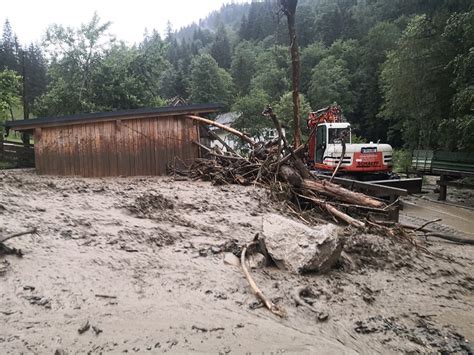 Unwettereinsatz Freiwillige Feuerwehr Nieder Blarn