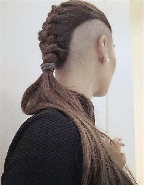 Pin By Caitlyn Mccallister On Dresses Undercut Long Hair Shaved Side