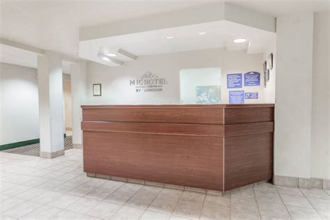 Microtel Inn & Suites by Wyndham Marianna | Marianna, FL Hotels