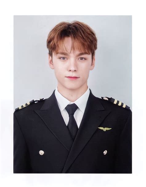 Seventeen Carat Membership Pilot Vernon Id Photo Vernon