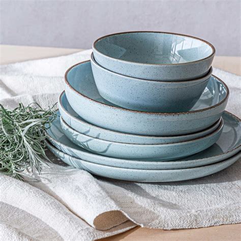 Overandback Options 16 Piece Dinnerware Set Blue