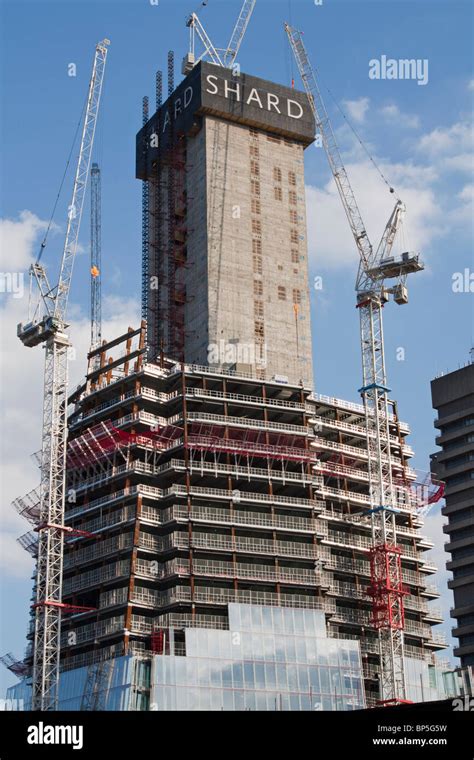 The Shard skyscraper construction - London Bridge Stock Photo - Alamy