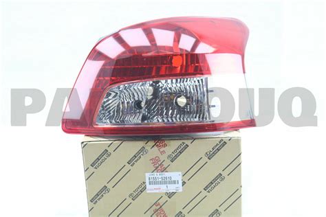 8155152610 Genuine Toyota LENS BODY REAR COMBINATION LAMP RH EBay