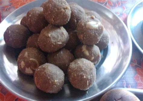 Churma Ladoo Recipe By Rajani Srivastava Cookpad