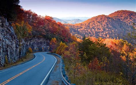 Fall Road Trips For Seeing The Best Fall Foliage And A Whole Lot