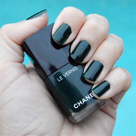 Chanel Holiday Nail Polish Review Bay Area Fashionista