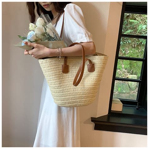 Những mẫu túi tote đã xinh còn hot nhất Shopee Không em nào quá k